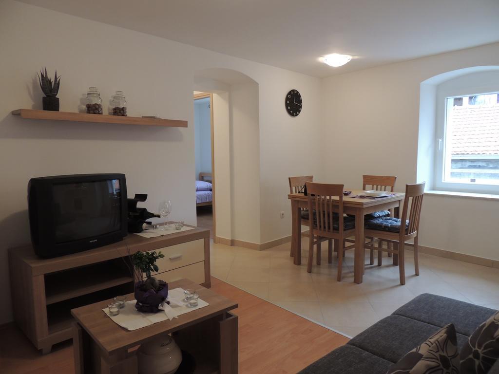 Apartment Asi Спліт Екстер'єр фото